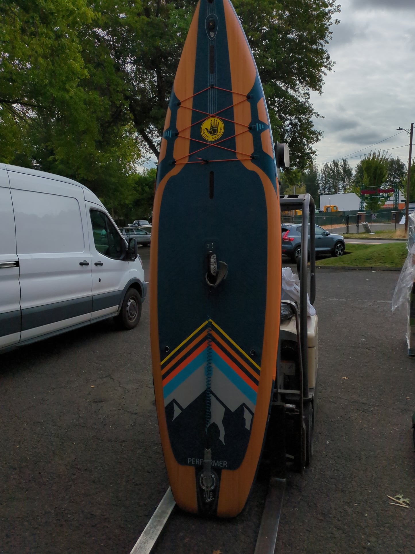 BODY GLOVE 11' ISUP BOARD - Retail $399