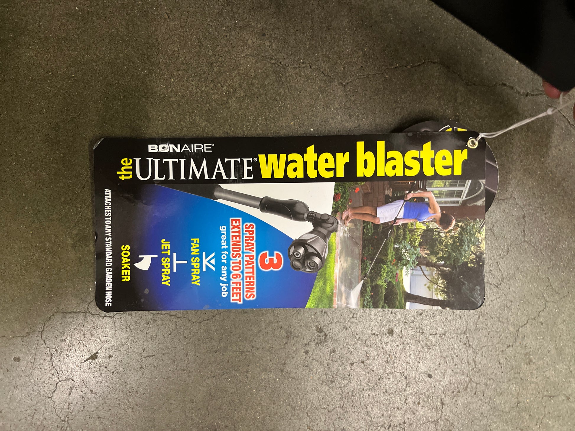 ULTIMATE WATER BLASTER W - Retail $19