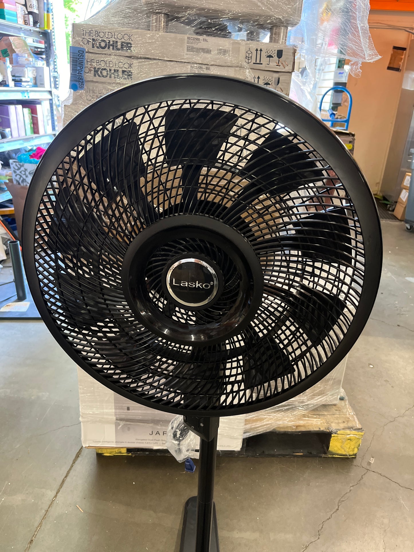 LASKO 18" PEDESTAL FAN - Retail $44