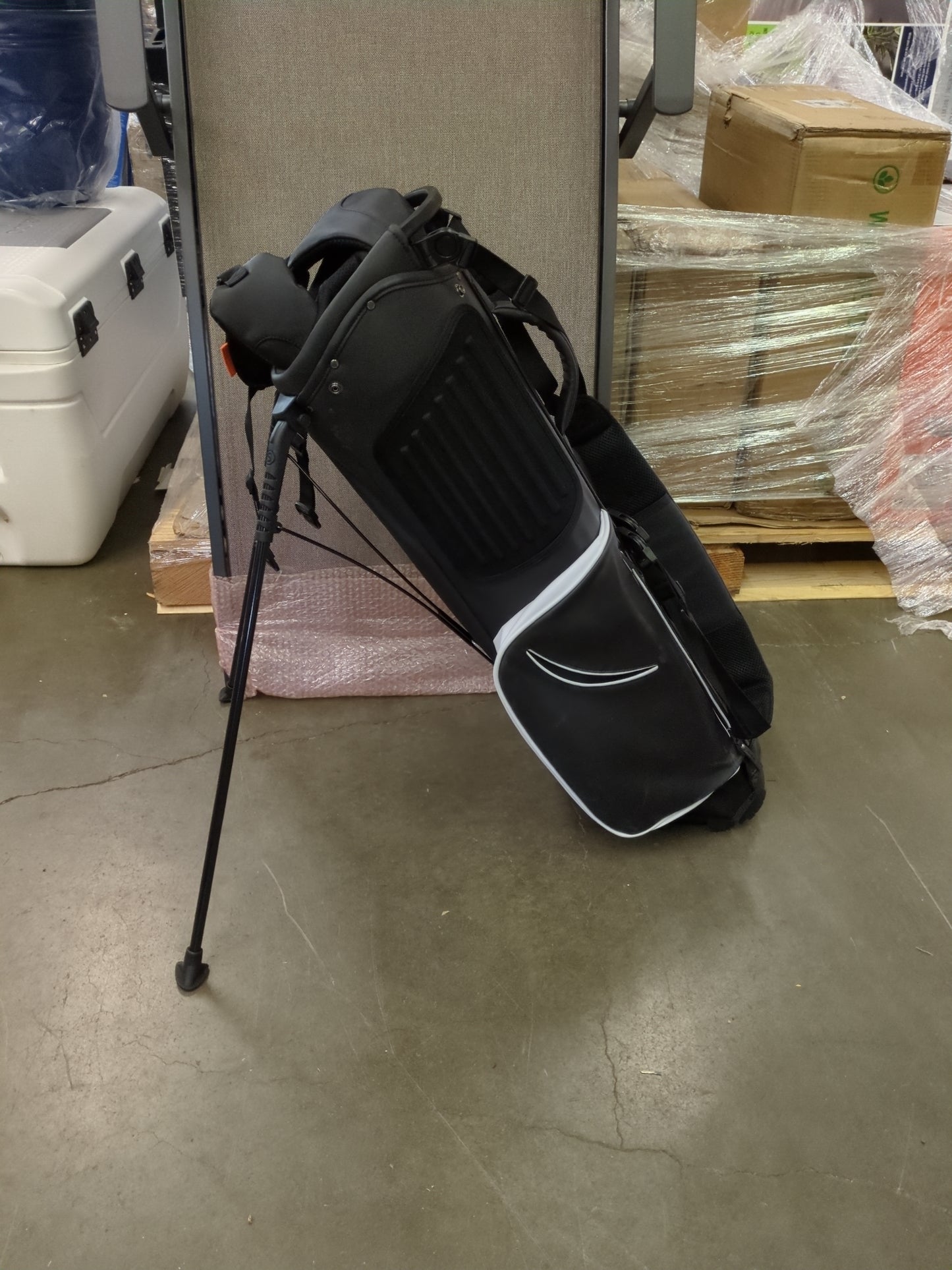 STITCH GOLF STAND BAG - Retail $129