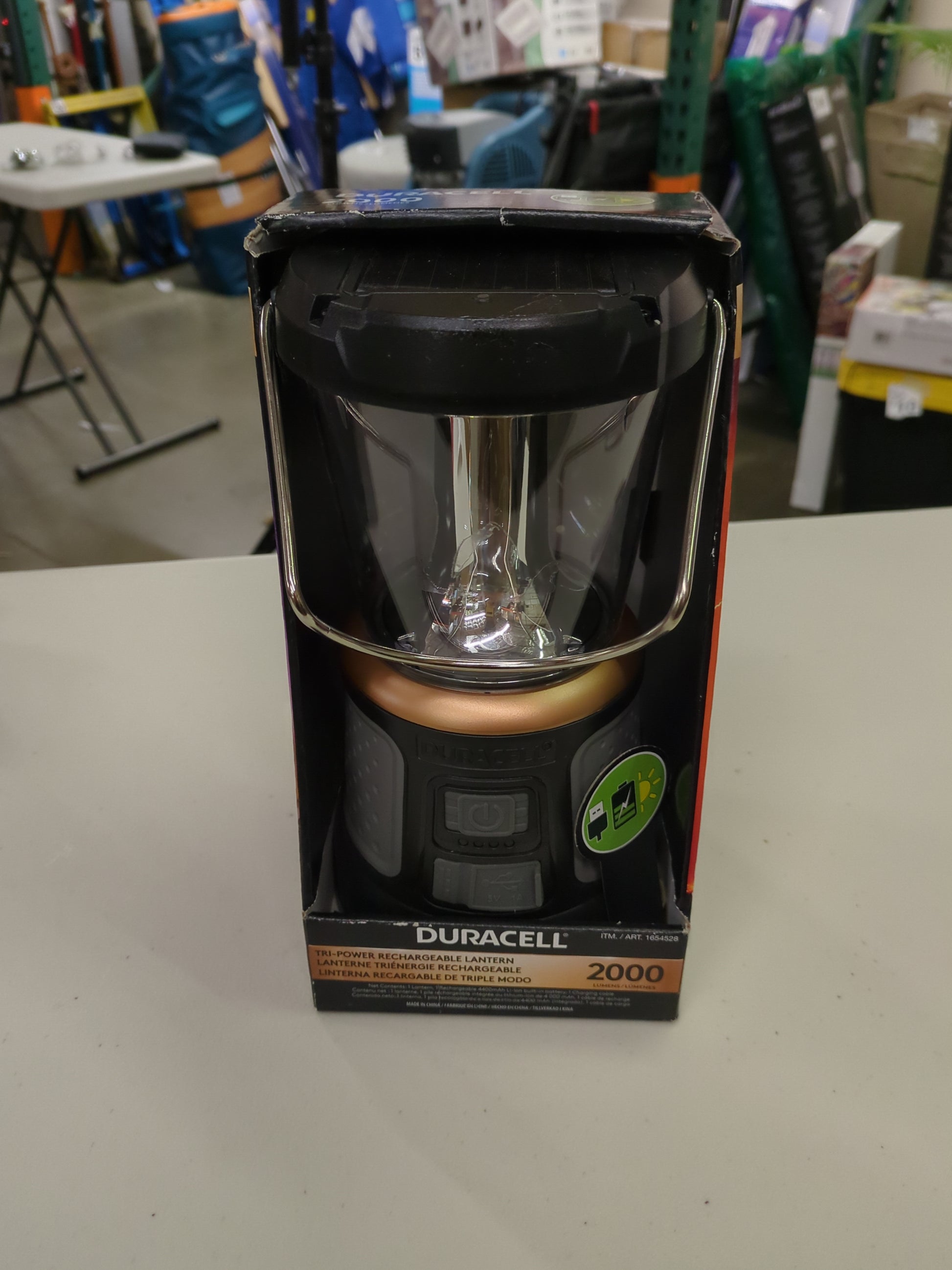 DURACELL 2000L LANTERN - Retail $19