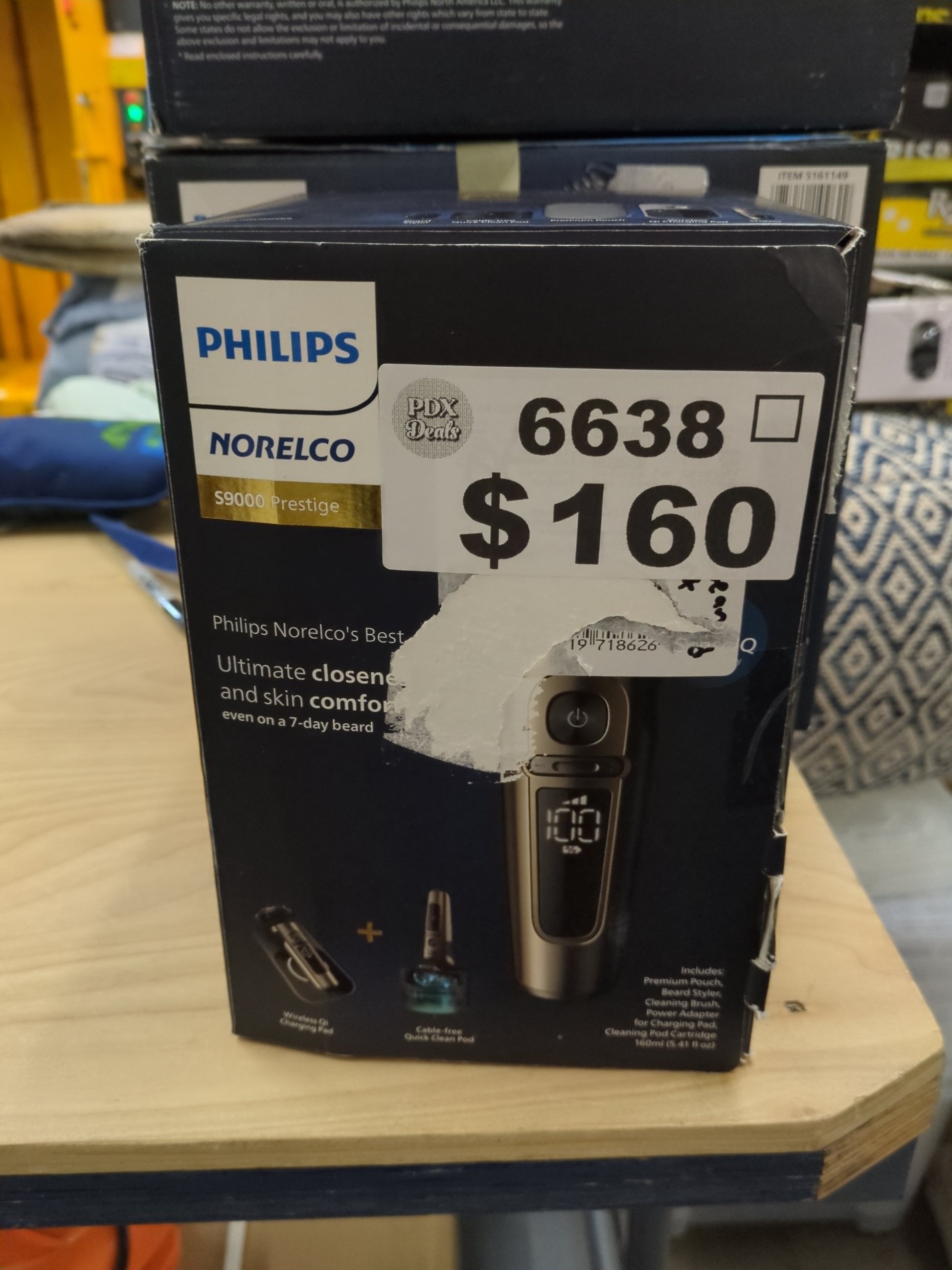 PHILIPS NORELCO SHAVER QI - Retail $299