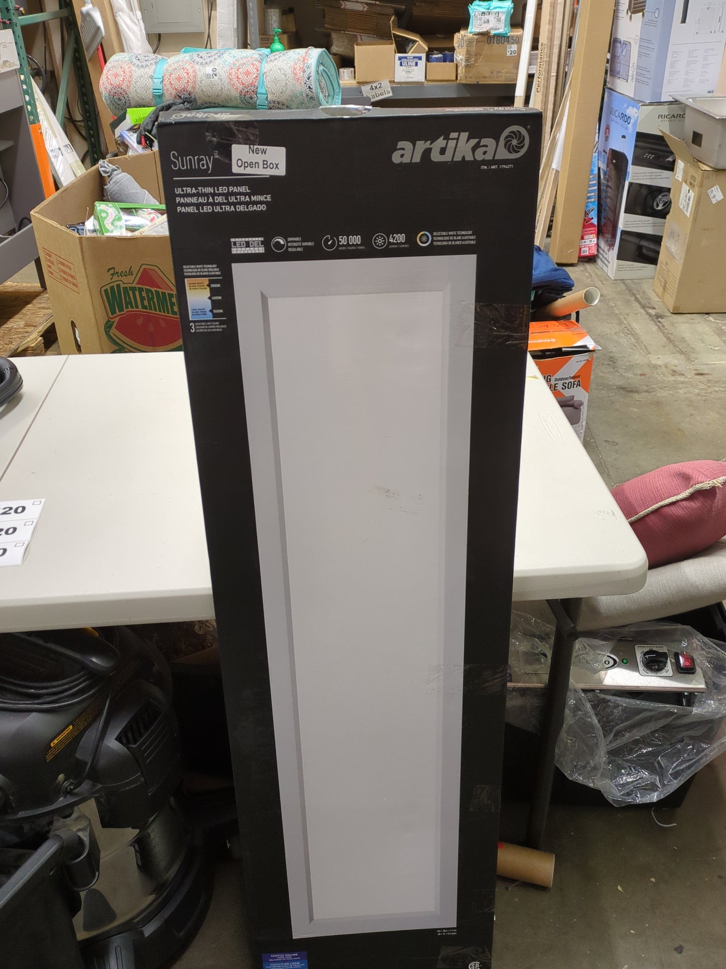 zzzz 1'X 4' FLAT PANEL LIGHT - Retail $34