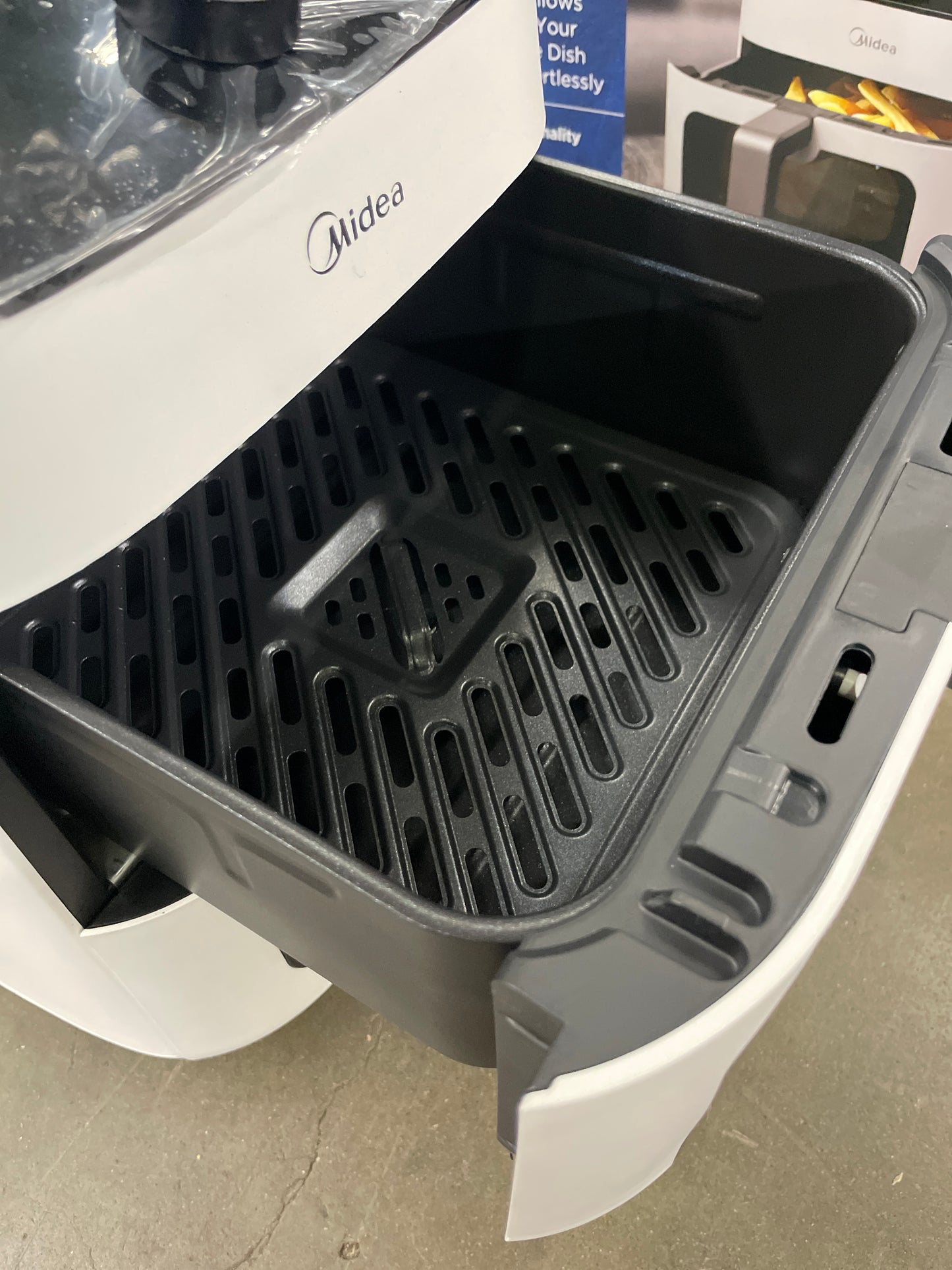 NEW - Midea 11-quart Dual Basket Air Fryer Oven - Retail $99