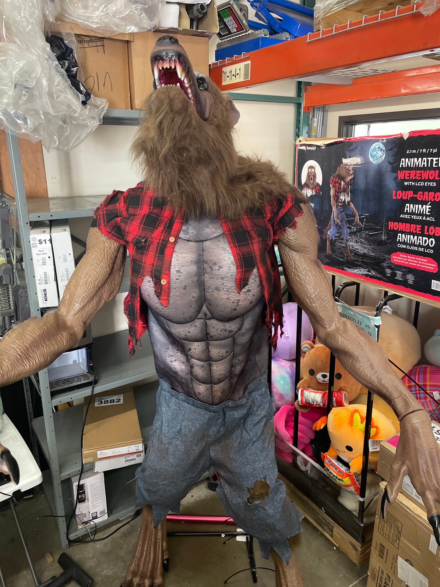 7' ANIMATED WEREWOLF - Retail $249