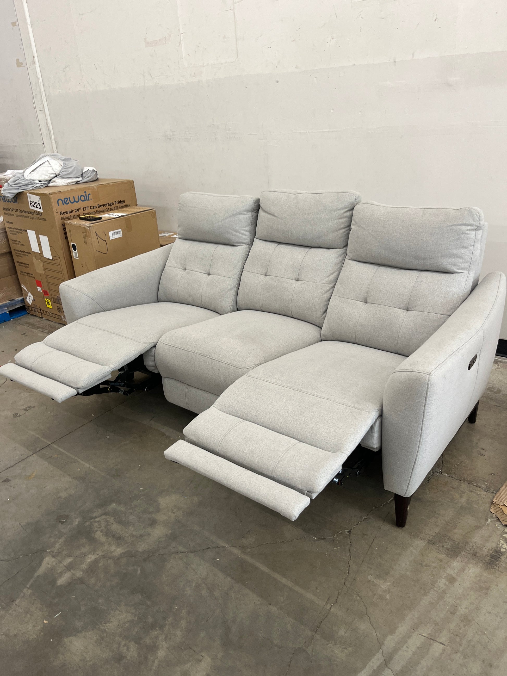 Costco - Alpendale Fabric Power Reclining Sofa with Power Headrests - Retail $1199