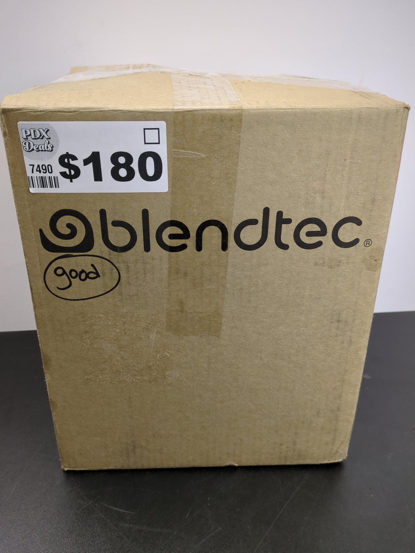 BLENDTEC W TWISTER RED - Retail $349