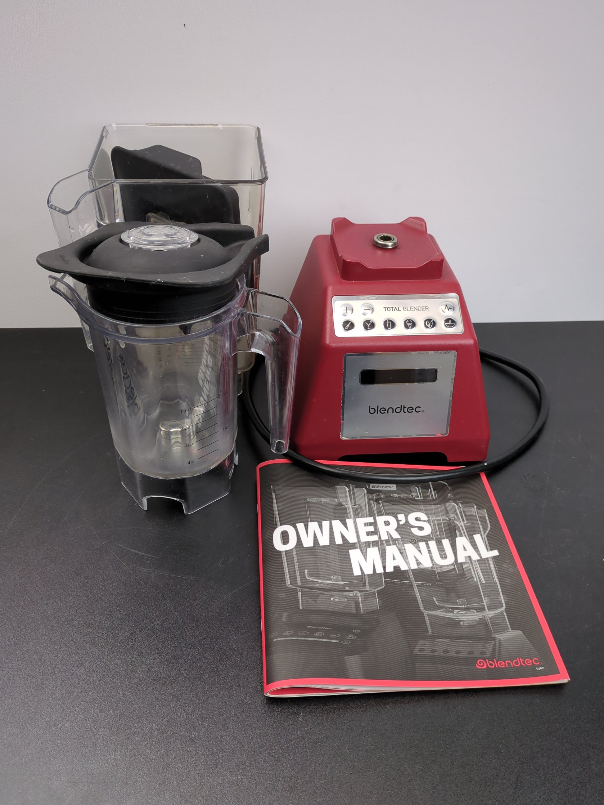 BLENDTEC W TWISTER RED - Retail $349