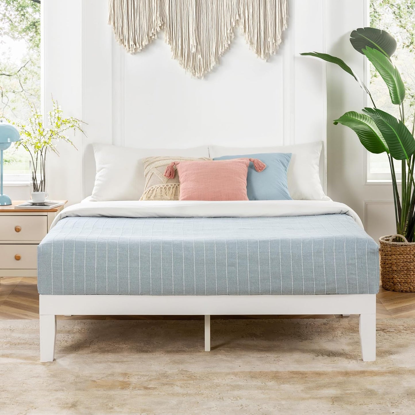 Mellow Naturalista Classic 12 Inch Solid Wood Platform Bed with Wooden Slats, Full, White