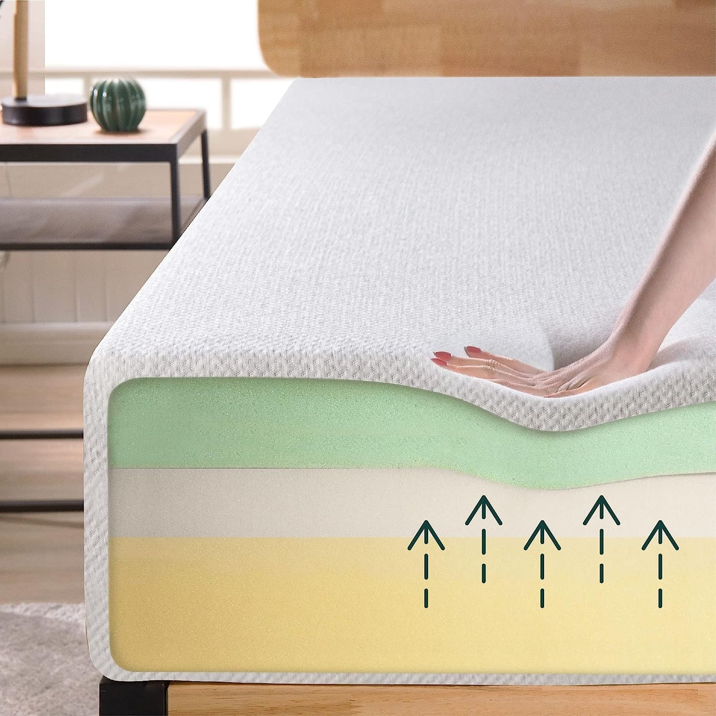 NEW - Zinus 10 Inch Ultima Memory Foam Mattress / Pressure Relieving / CertiPUR-US Certified / Mattress-in-a-Box, Queen White - Retail