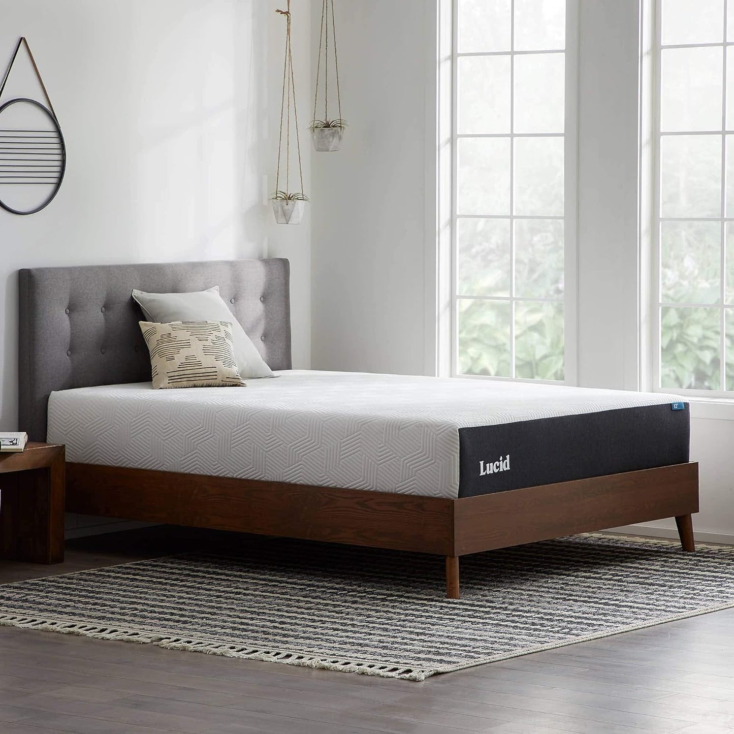 NEW - LUCID CALI KING 12 Inch Mattress â€“ Medium Memory Foam Mattress â€“ Bamboo Charcoal Foam â€“ Gel Infused â€“ Hypoallergenic Foam Mattress â€“ Bed-in-A-Box- CertiPUR-US Certified,White - Retail $570