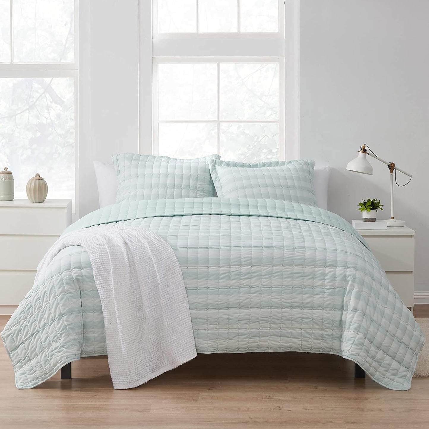 NEW - Sweet Home Collection Quilt Sets Prewashed Checkered Plaid Embroidered Vintage Soft and Luxurious Bedding with Pillow Shams, Teal, King - Retail $64