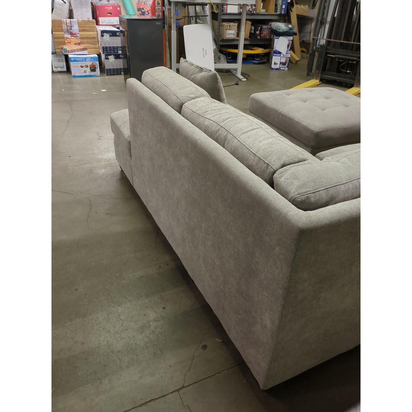 Costco - Thomasville Miles Fabric Sectional with Storage Ottoman - Retail $1399