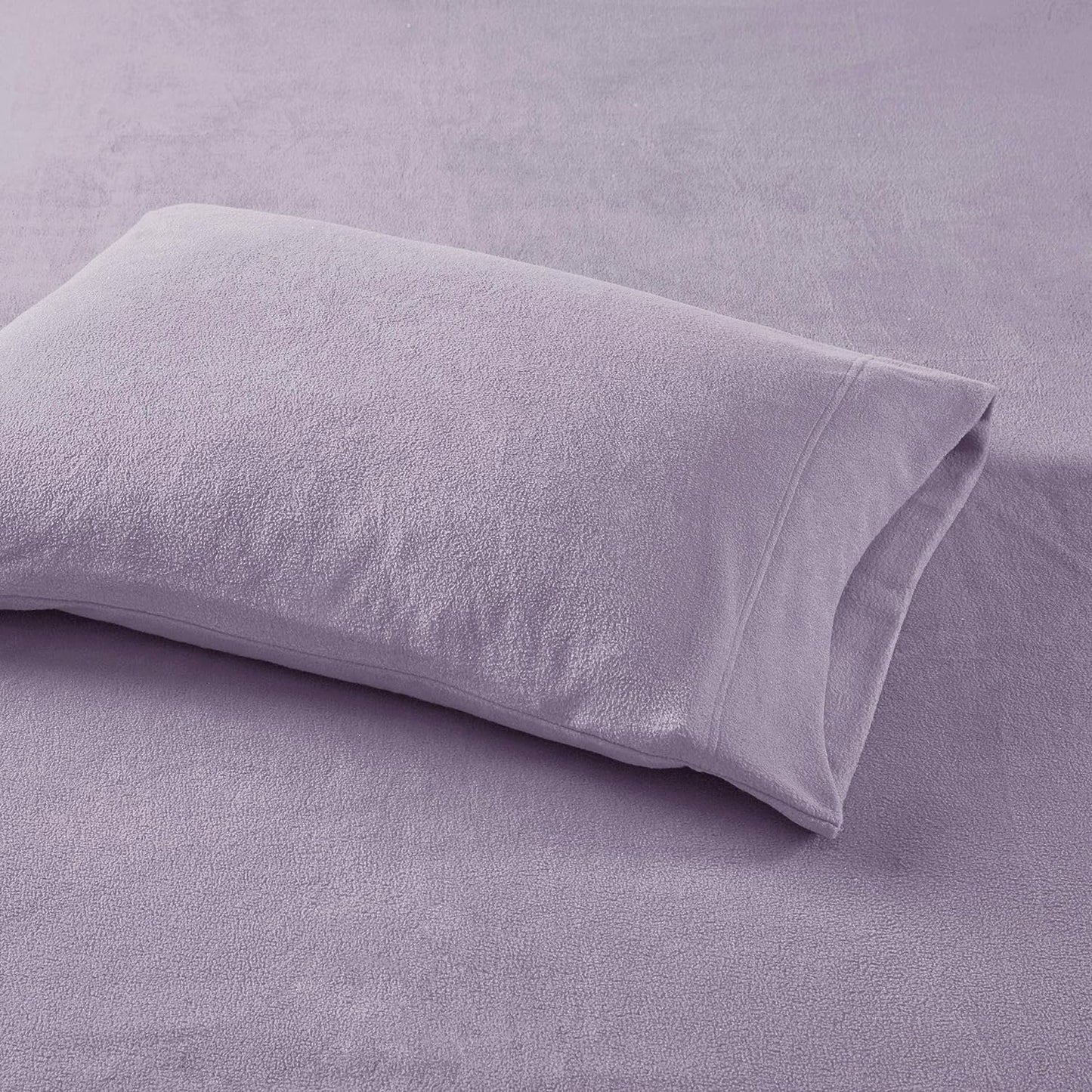 NEW - True North Micro Fleece Bed Sheet Set, Warm, 14" Deep Pocket, Queen, Lavender - Retail $39