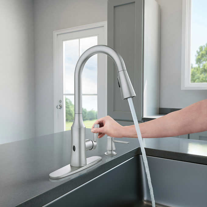 NEW - Moen Cadia Touchless Pulldown Kitchen Faucet - Retail $249