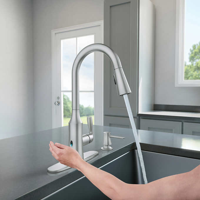 Like NEW - Moen Cadia Pulldown Kitchen Faucet, Touchless - Retail $249