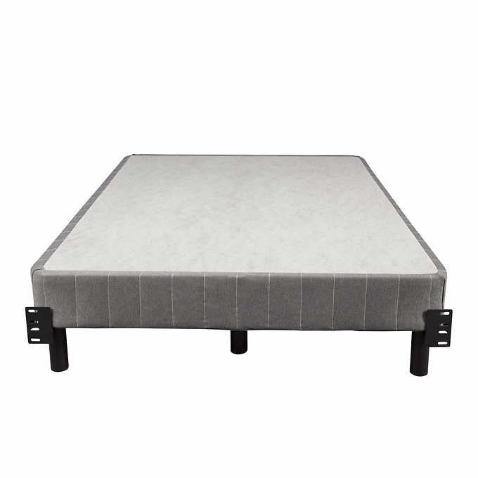 NEW - EnForce QUEEN 7" Metal Box Spring with Headboard Bracket and Legs - Retail $239