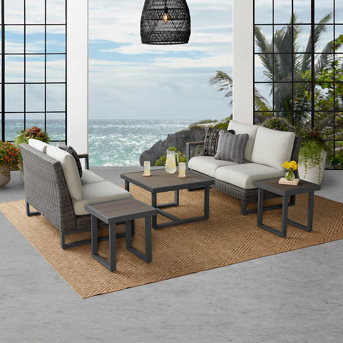 Costco - Maricopa 5-piece Outdoor Woven Sectional Set - Retail $1599