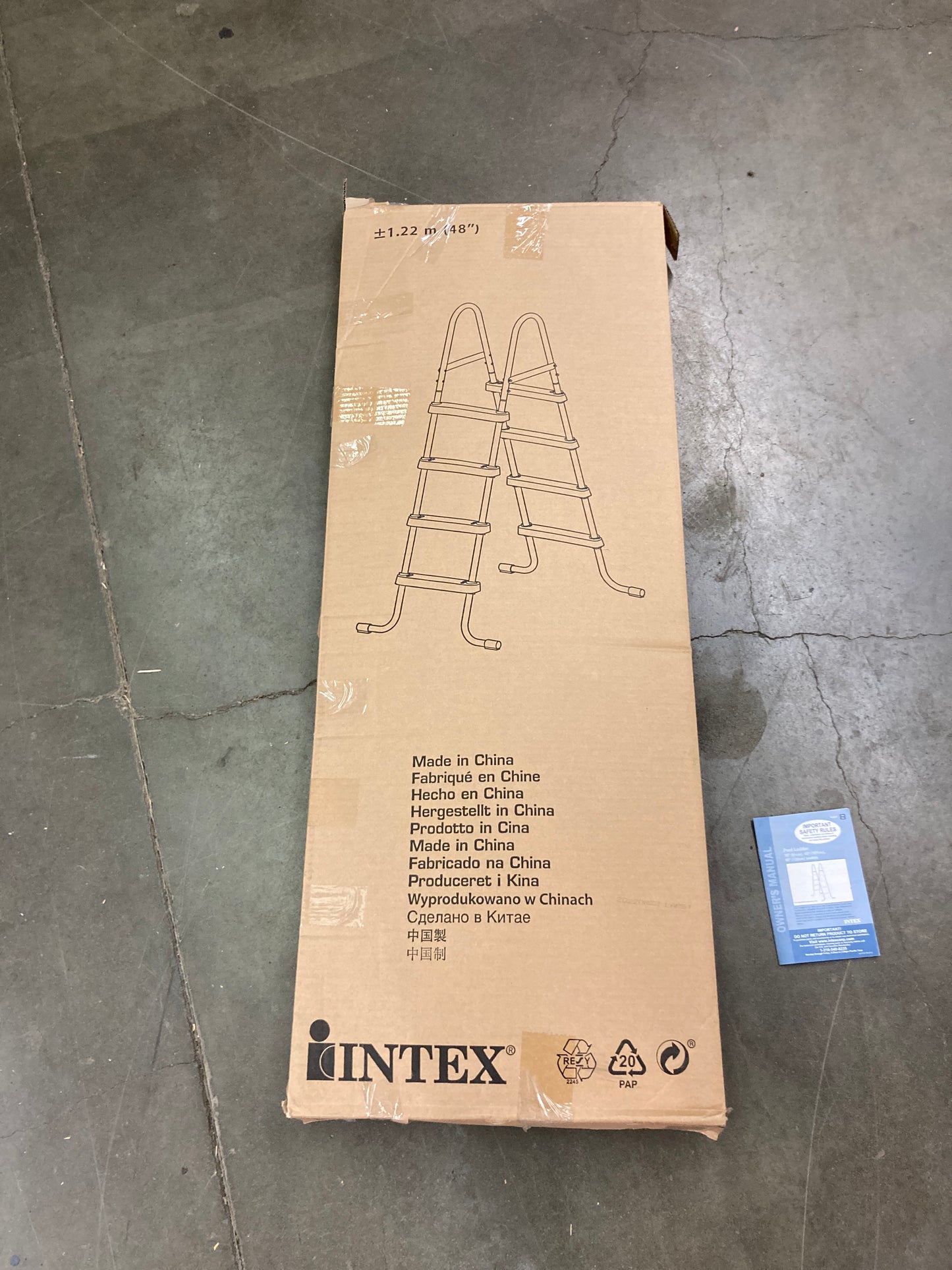 NEW - Intex Pool Ladder for 48in Depth Pools - Retail $60